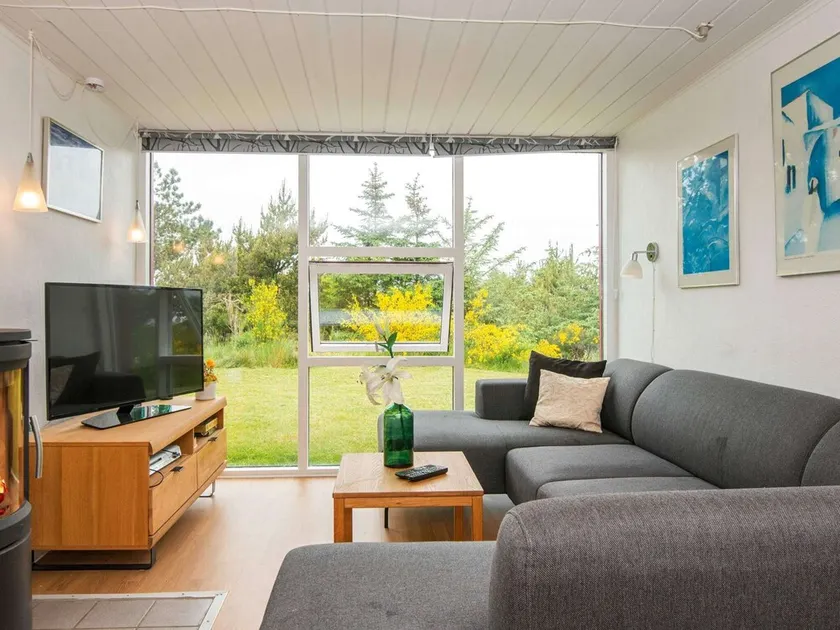 Idyllic Holiday Home in Ulfborg with Hot Tub & Sauna - Image 1
