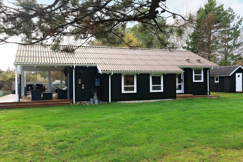 5 person holiday home in Jerup-By Traum - Image 1