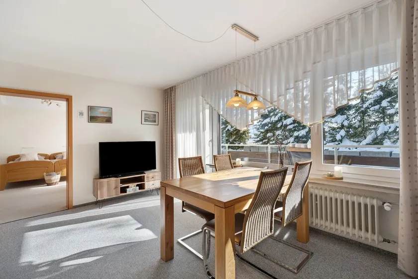 Appartamento con 2 camere e terrazza soleggiata - Image 1
