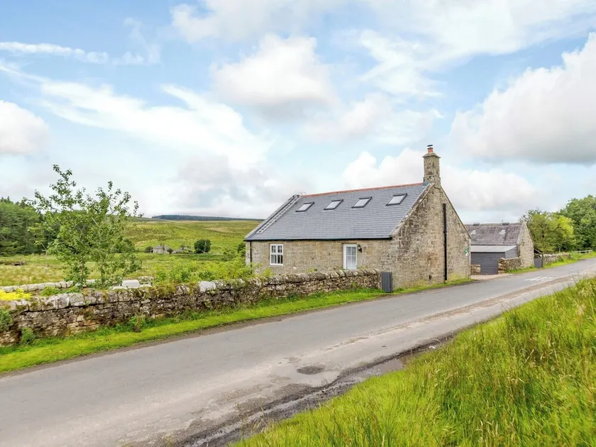 Kerseycleugh Bridge Cottage - Image 1