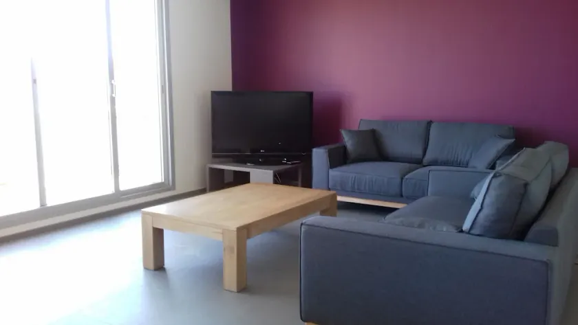 20 minutes from the Puy du Fou! Comfortable apartment, ideal for families/friends/professionals - Image 1