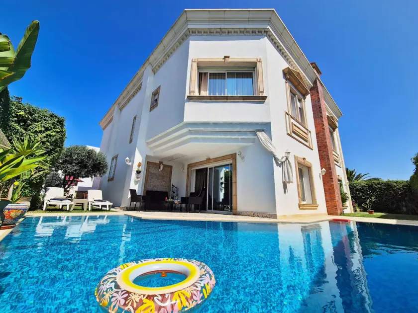 L'Orchidée - Villa de luxe avec piscine chauffée, ascenseur privatif et vue sur le lac de Tunis - Image 1