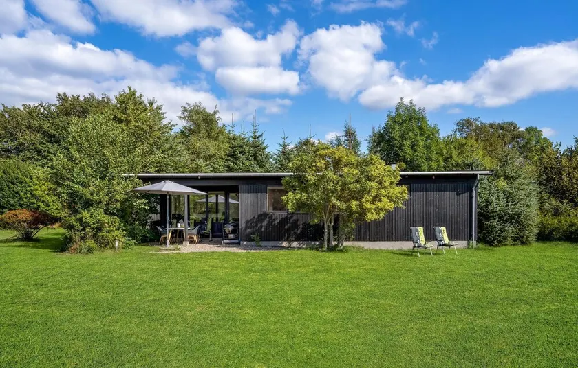 3 Bedroom Pet Friendly Home In Græsted - Image 1