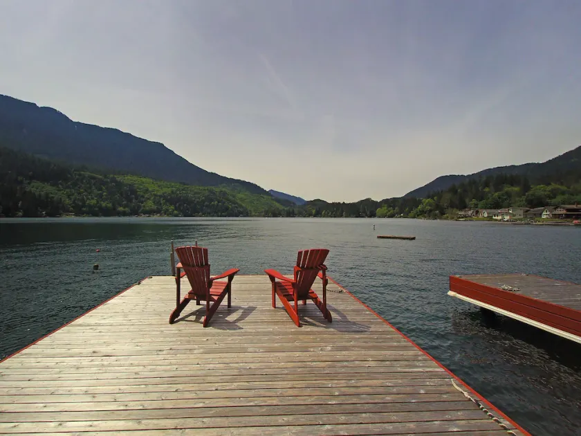 Sunny Lake Sutherland charmer - Image 1