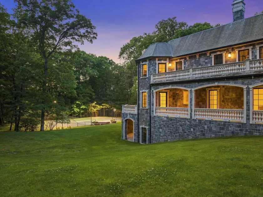 The estate is like a private resort with state of the art security - Image 1