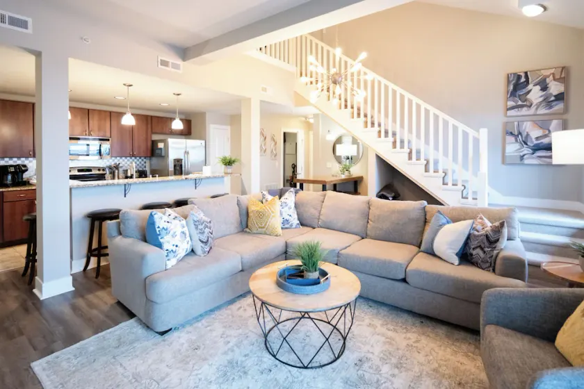 Spacious 3 BR 2 Bath Loft Condo in Grand Landing - Image 1
