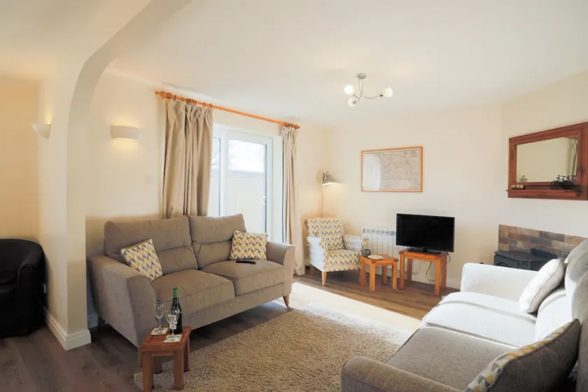 Lock Cottage, 3 bed cottage (sleeps 6) in Lockton nr Pickering - Image 1