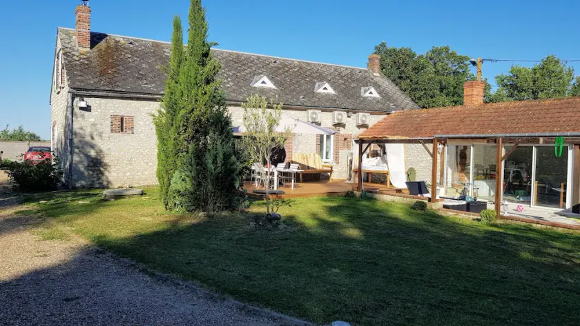Familly home - Image 1