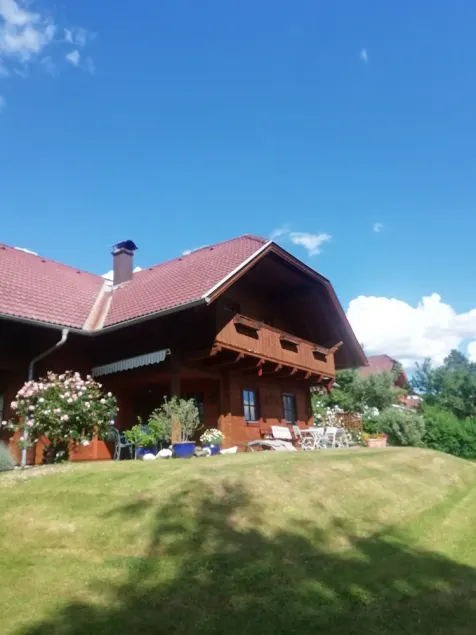 Landhaus Laubendorf, on the sun terrace above Lake Millstättersee - Image 1