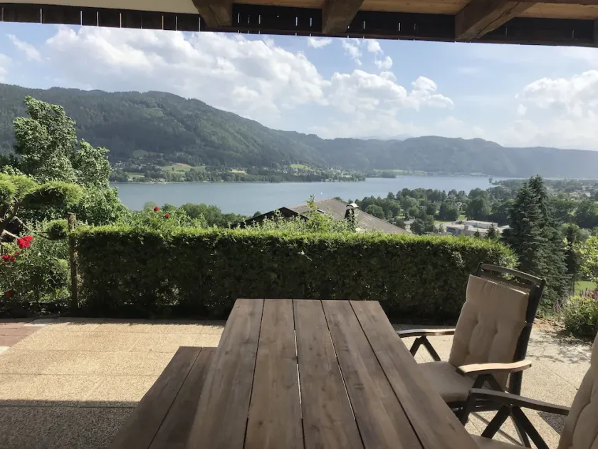 \"the Lakeview\" mit Einzigartigem Seeblick - Image 1