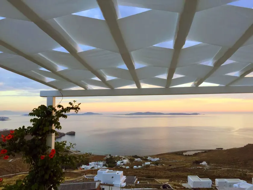 Houlakia's Paradise - Standing view and private pool - Image 1