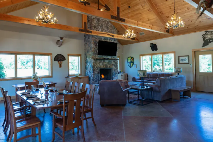 Liberty Lodge - modern, accessible & surrounded by nature - Image 1
