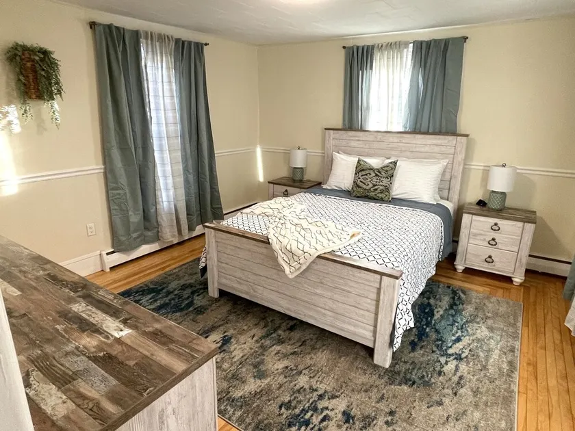 3B apt Downtown Ipswich - Image 1
