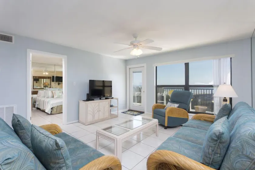 Saida 1 404 - 2 bdrm/2 bath, recently renovated at South Padre Island's premier resort - Image 1
