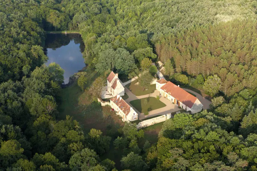 Charmantes Ferienhaus \"The Abloux\" Domaine du Feu 160 Hektar Ris mit Spa und Sauna - Image 1