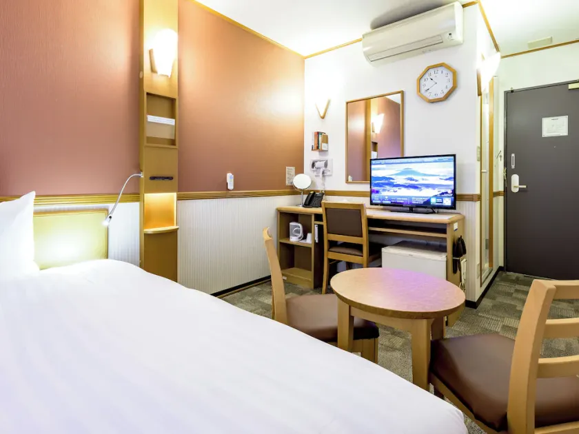 Toyoko Inn Okayama eki Nishi guchi Migi - Image 1