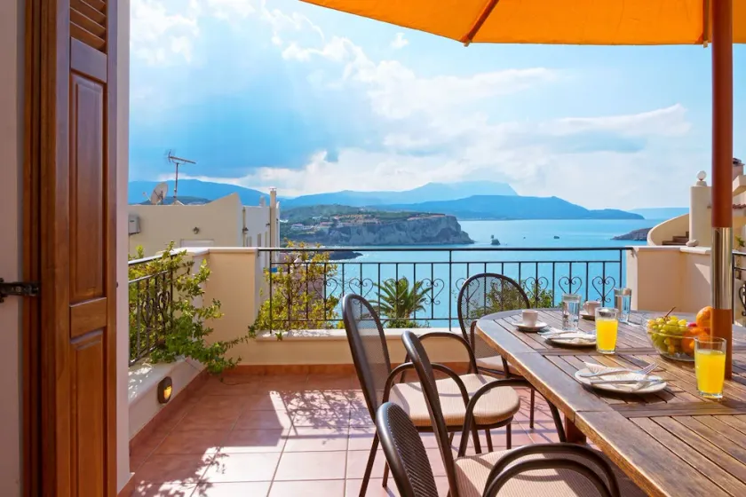 Traditional villa with outstanding sea and mountain view - Image 1
