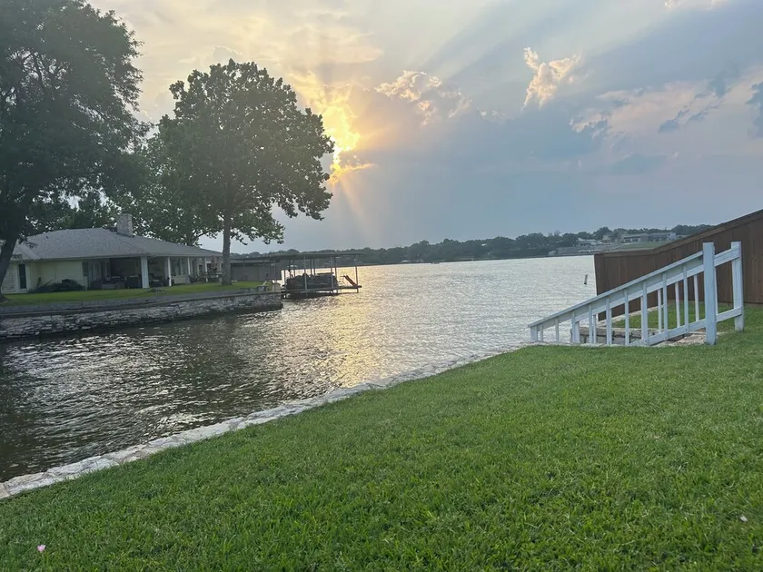 Waterfront • Kayaks • Game Room • Sunsets - Image 1