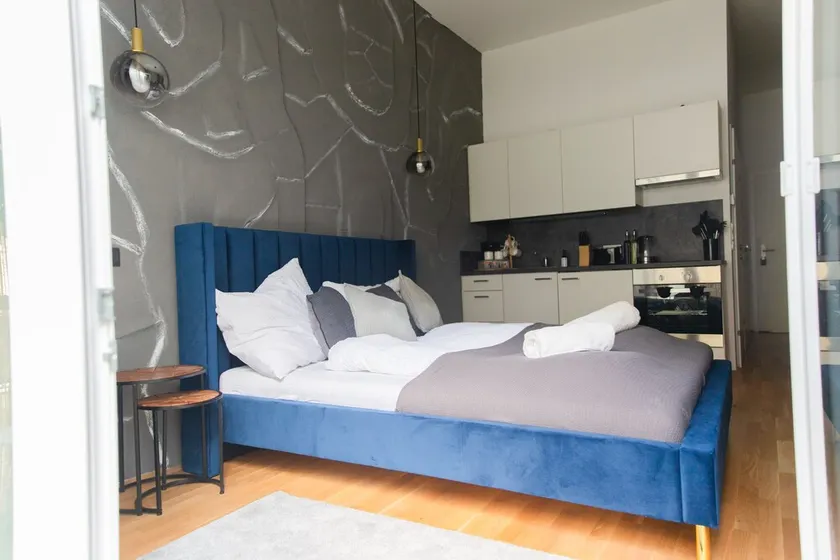 Danube Apartments - Image 1
