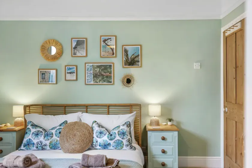 Pet Friendly 3 Bed House Southsea - NEW LISTING!!! - Image 1