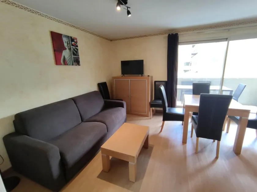 Apartamento de 3 habitaciones en el centro de Isola 2000, parking, cerca de pistas - Image 1