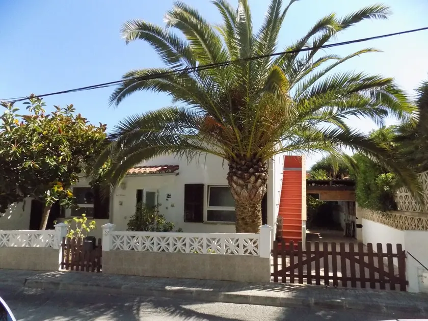 Casa (56 m²) con un gran jardín (400 m²) - a sólo 800 metros de la playa - Image 1