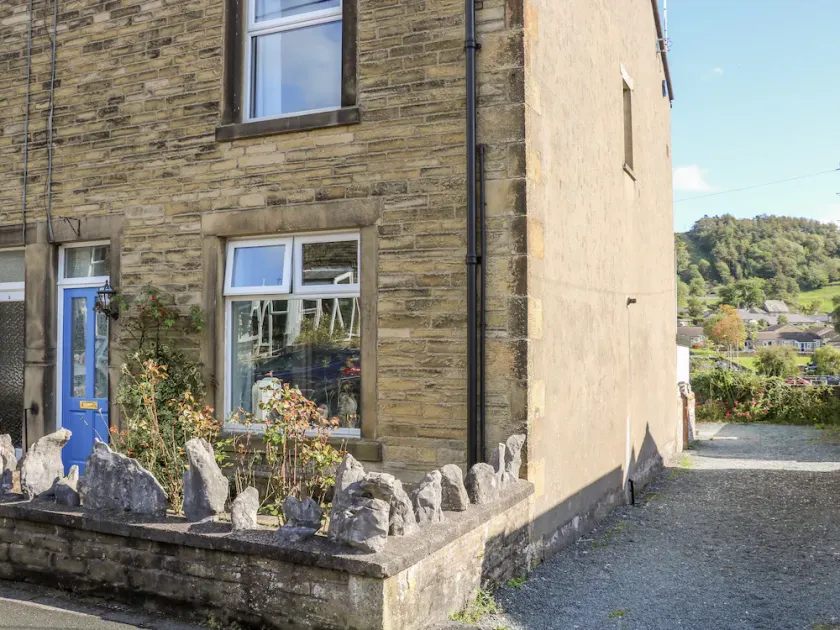 West View Cottage, SETTLE - Image 1
