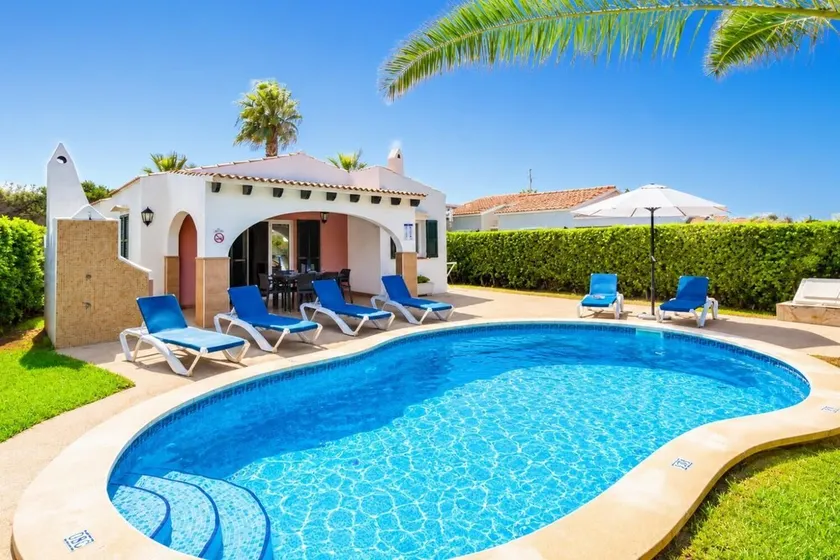 Villa Clariana Large Private Pool AC WiFi - Image 1