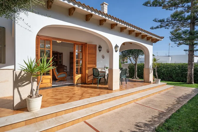 Torres Sureda - Image 1