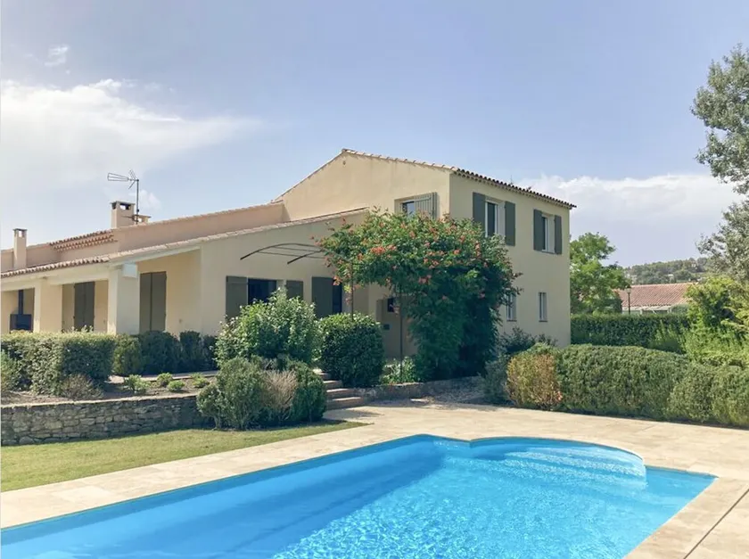 Villa dans le LUBERON à 2 km de LOURMARIN - Image 1