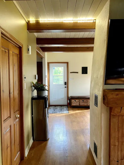 Cozy house with spa 10 minutes from Village Vacances Valcartier. - Image 1