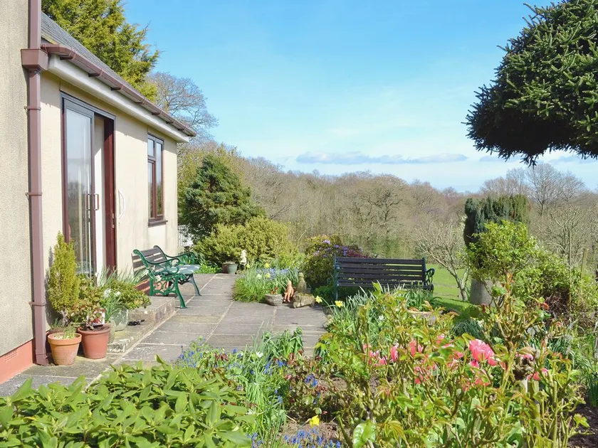 1 bedroom accommodation in Cheriton Bishop, near Exeter - Image 1