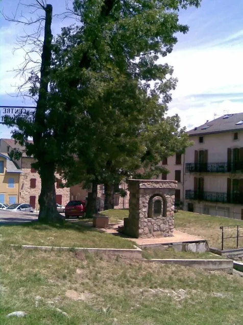 studio MONT LOUIS - Image 1