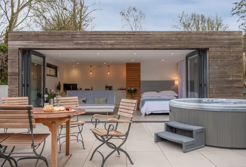 The Garden Room is the perfect romantic retreat for couples seeking an escape - Image 1