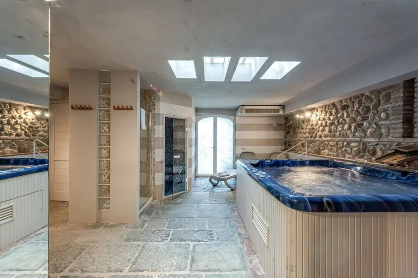 Villa with private pool and wellness area near Firenze - Image 1