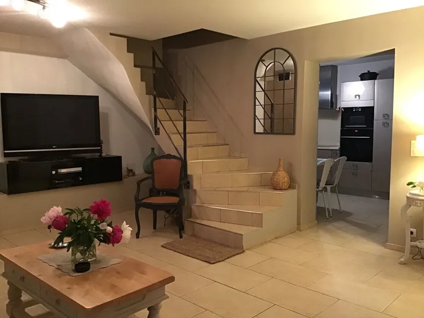 Maison chaleureuse,climatisée, 2 chambres à 3 km des plages de La Ciotat. - Image 1