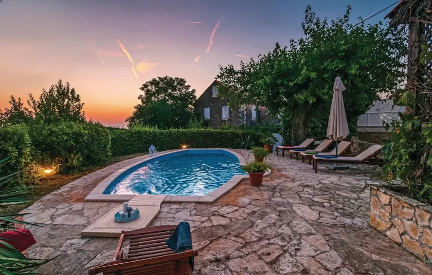 3 bedroom gorgeous home in Nerezisca - Image 1