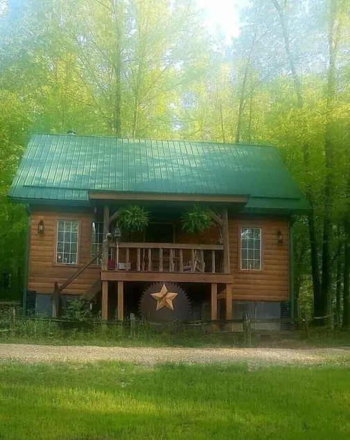 John's cabin  - Image 1