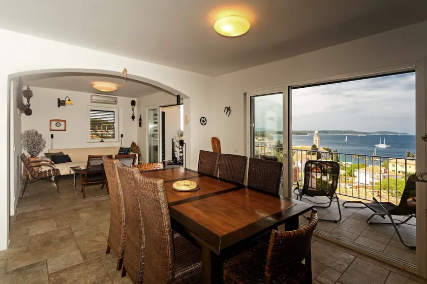 All About the Sea - Riviera House near the center of Hvar - Image 1