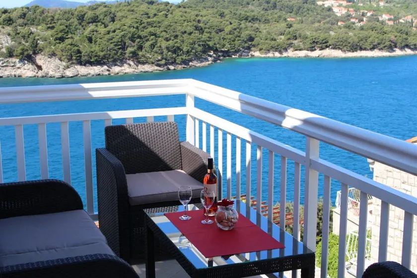 Appartement de vacances avec jardin, barbecue et piscine - Image 1