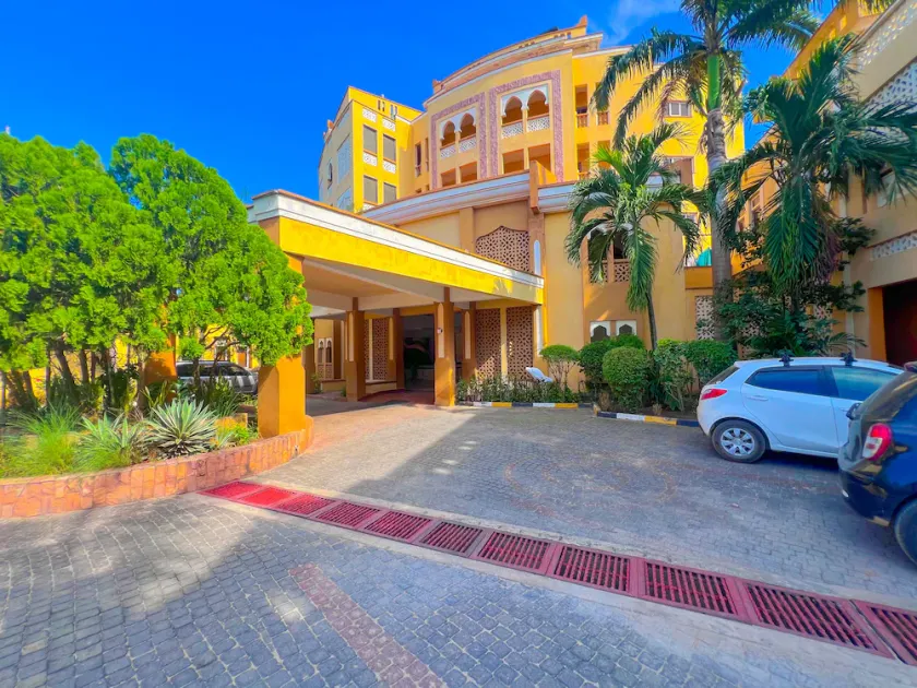 Raha Whitesands Apartments - Image 1