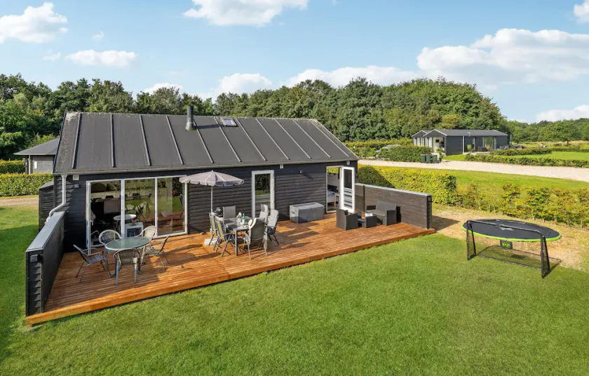 Increíble casa en Toftlund con cocina - Image 1