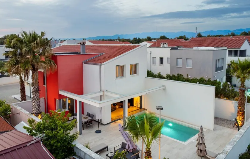 Gorgeous home in Vrsi Mulo with private swimming pool, can be inside or outside - Image 1