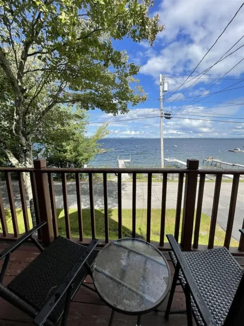 Loon Lodge Limit 8 3 Bedroom Home by RedAwning - Image 1