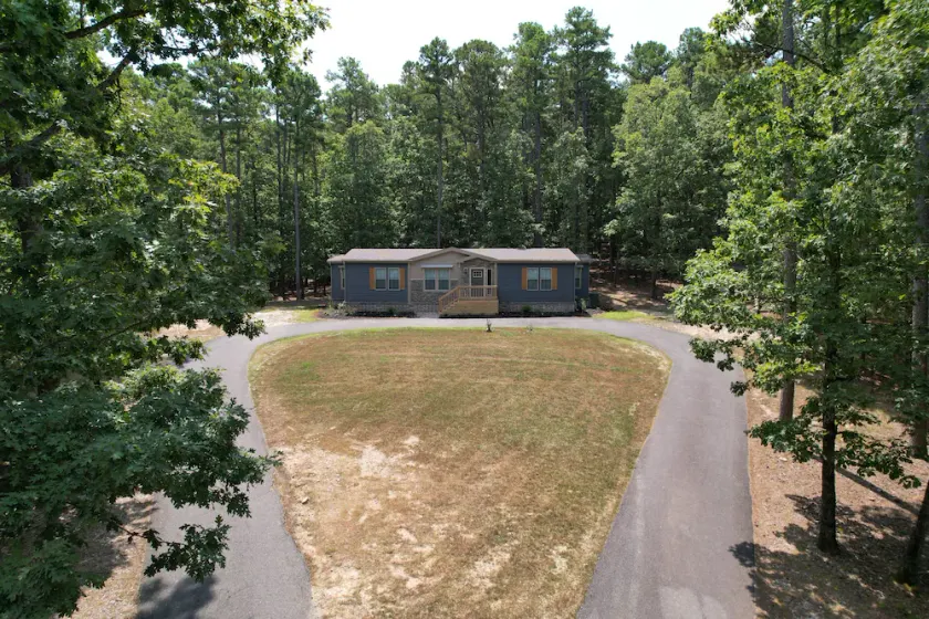 Cabin K, Beautiful 3 bedroom Cabin On Lake Ouachita! - Image 1