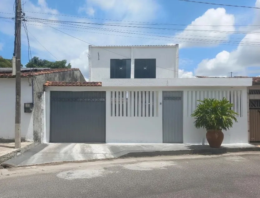 Premium Master & Standard Suites in Spacious House - Image 1