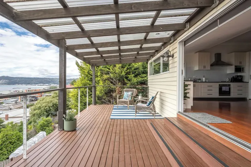 View Point: Ocean Views & Near CBD - Image 1