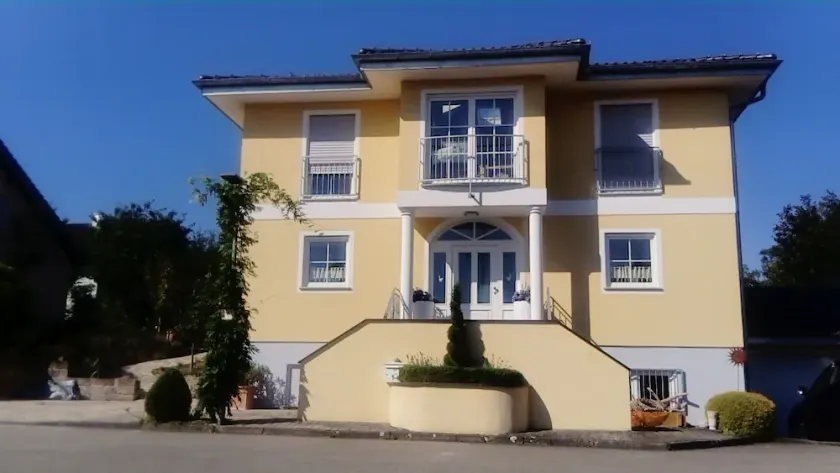 moderno apartamento de 2 quartos e 1/2 perto do lago, perto de Tripsdrill, perto de Heilbronn - Image 1