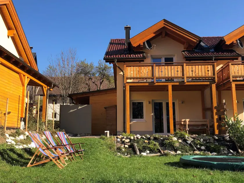 Nytt fritidshus i tre länder pekar Österrike, Italien, Slovenien. Unik plats! - Image 1