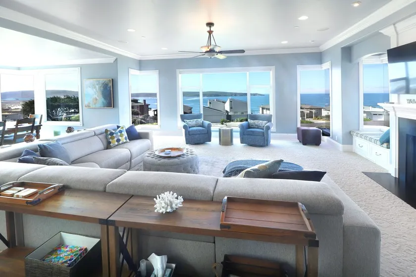 Ocean View Oasis - Image 1
